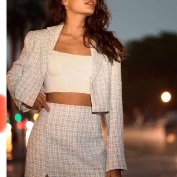 Dynamite Kora  tweed blazer and skirt - Picture 4 of 6